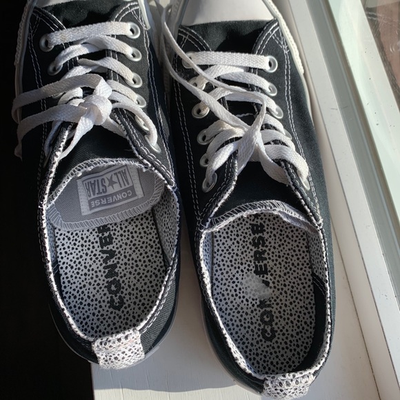 Black CONVERSE All ⭐️ - Picture 4 of 5